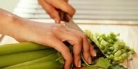 قسمتی از میوه سبزیجات که نباید دور بریزید
