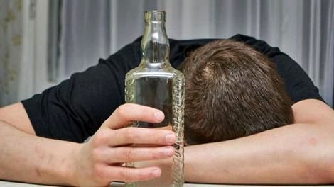 تعداد مسمومان مصرف مشروبات الکلی در البرز افزایش یافت