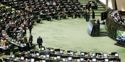 یک پیشنهاد انتخاباتی: یک کرسی مجلس را به ایرانیان مهاجر بدهید!