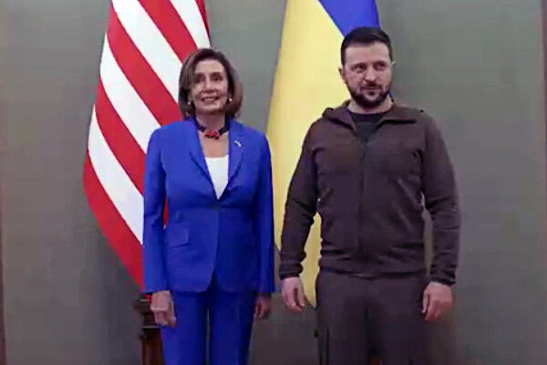 نانسی پلوسی با زلنسکی در کی یف دیدار کرد
