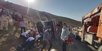فیلمی از محل حادثه واژگونی اتوبوس خبرنگاران