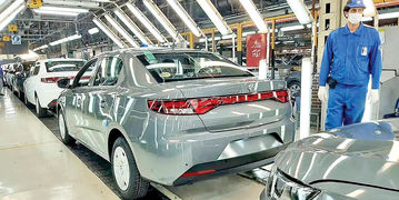 هجوم میلیونی به قرعه کشی ایران خودرو؛ شانس برنده‌شدن هر متقاضی ۰.۷‌ درصد است/ شکاف قیمتی کارخانه و بازار چقدر است؟