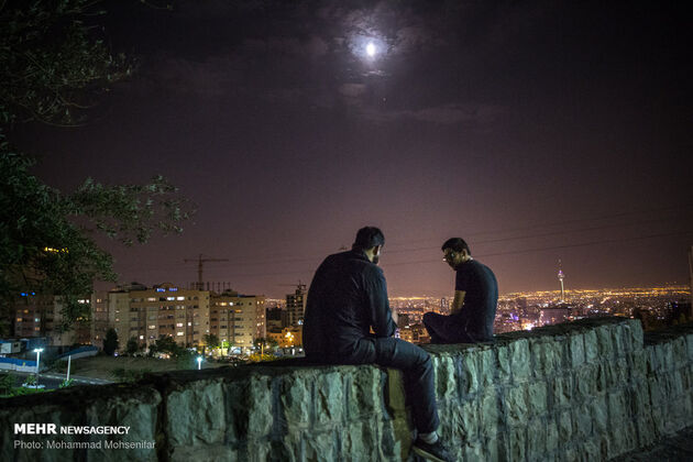 گزارش تصویری ماه گرفتی شب گذشته 