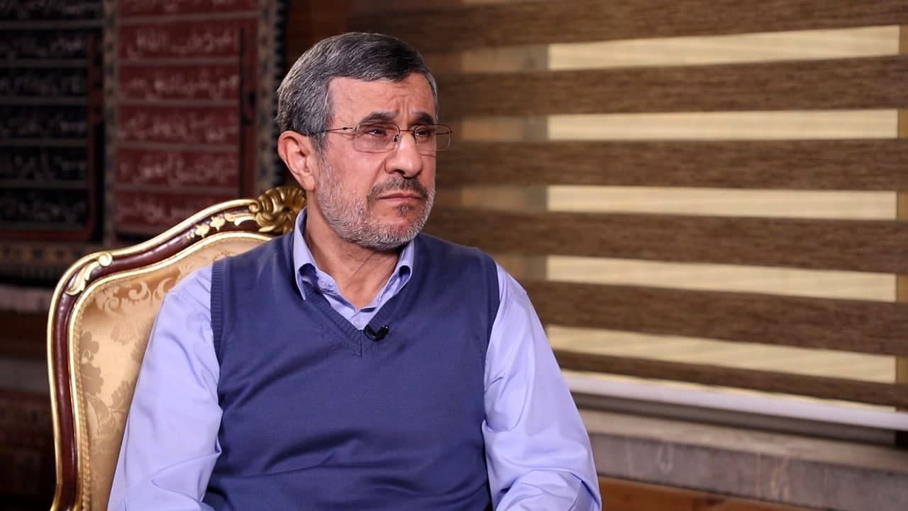 توضیحات جنجال برانگیز محمود احمدی نژاد درباره هاله نور برای اولین بار