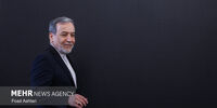 انتقال پیام‌های مکتوب ایران به آمریکا درباره خطوط قرمز هسته‌ای و تنگه هرمز